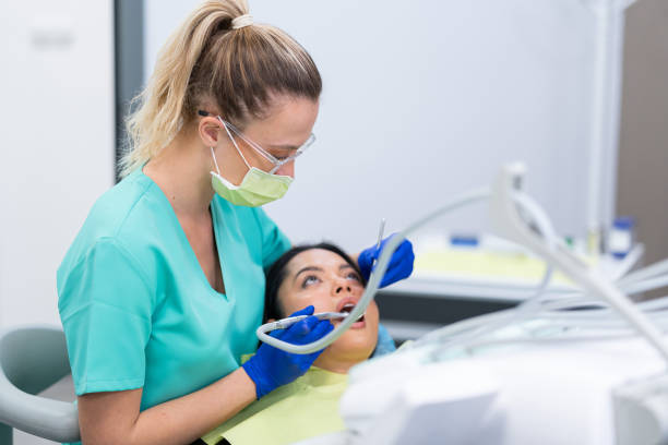 Best Weekend Emergency Dental Services in Ridgeway, VA